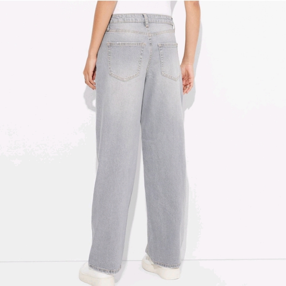 Wild Fable Mid-Rise 90s Relaxed Straight Gray Jeans Size 8/31" - Picture 2 of 16